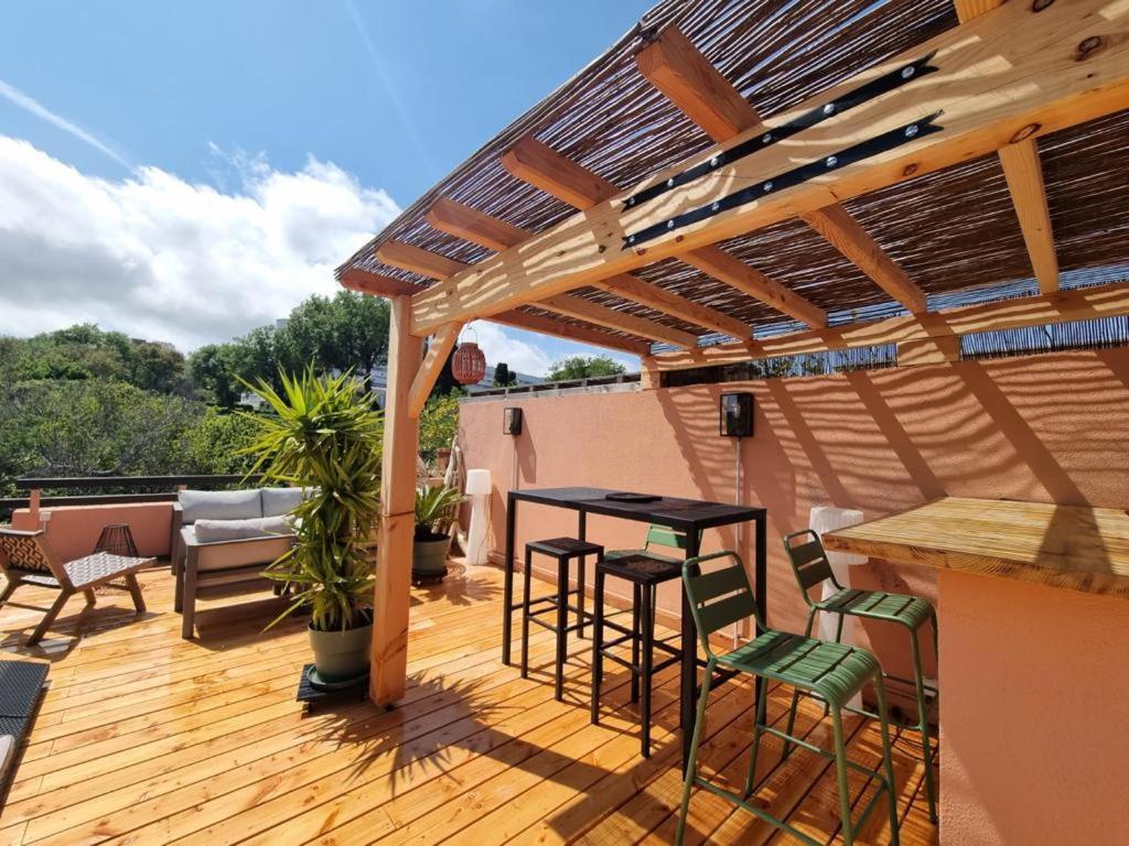 Superbe Appartement Avec Rooftop Prive 쎙뜨호뻬 외부 사진